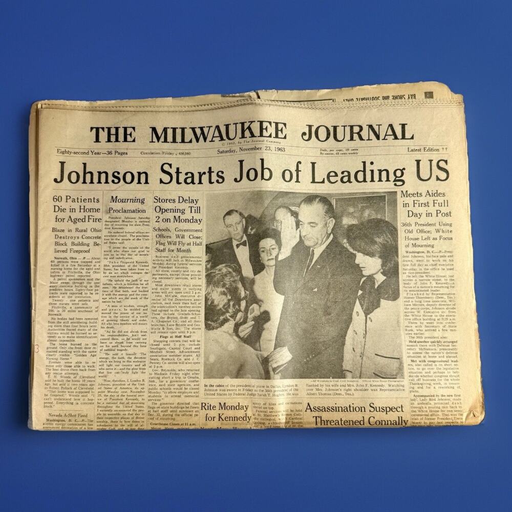 Rare Original NEWSPAPER KENNEDY Murder MILWAUKEE SENTINEL NOV. 23, 1963 Color